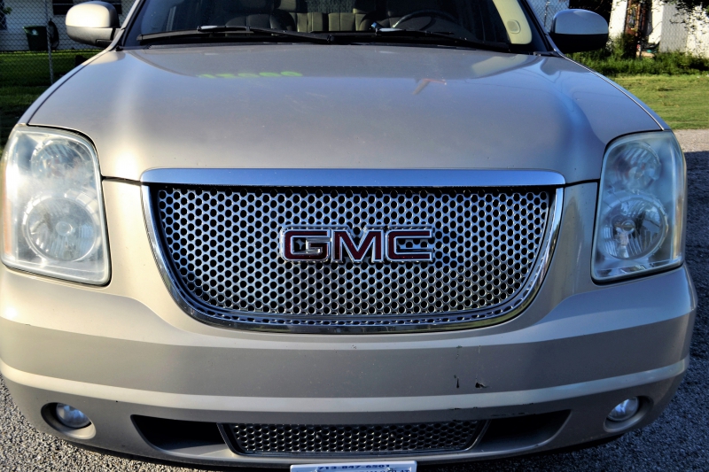 concession-PEONE-min_gmc-yukon-truck-grill-2828425